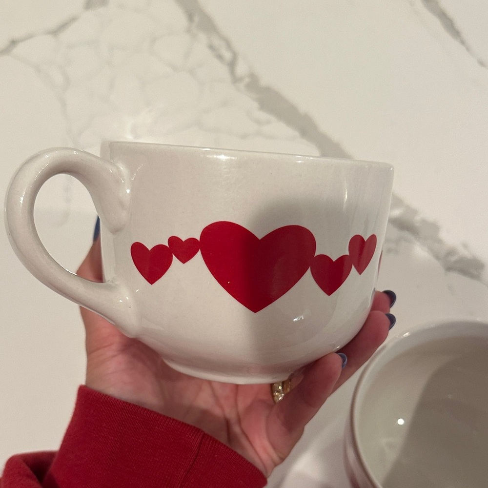 Vintage Set of Red Heart Ceramic Mugs (2) - Picture 7 of 12